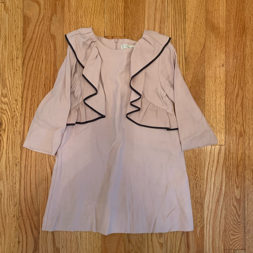 Little Girls Zara Ruffle Dress, size 5.